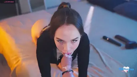 Bllowjoyy stripchat stream image