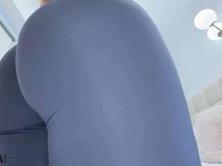 scarletandtom camsoda stream image