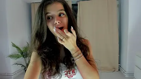 BabyAylin stripchat stream image