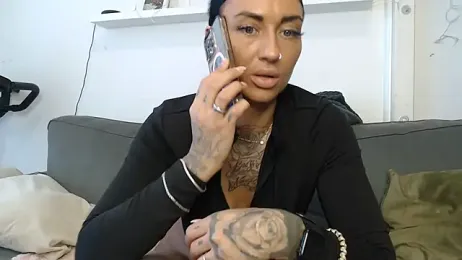 IntiMia stripchat stream image