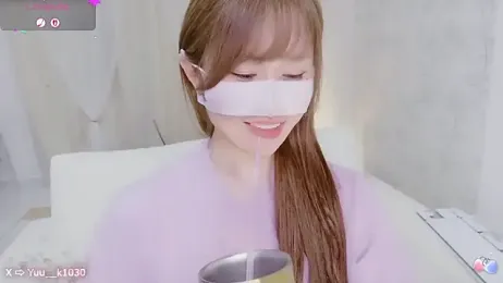 Yuu__k stripchat stream image