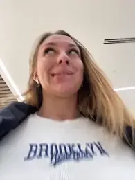 Sweet___Emily stripchat stream image