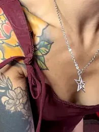 Cinamoonn stripchat stream image