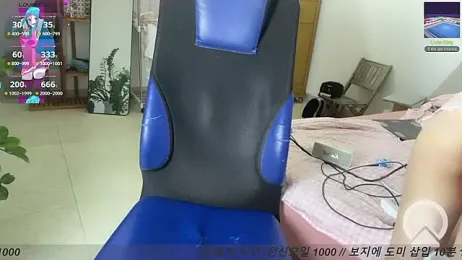 ashy_7999 stripchat stream image