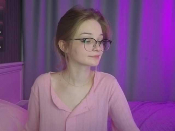 vialeta-baby bongacams stream image