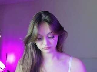 may-flowere camsoda stream image