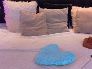 valen-scott camsoda stream image