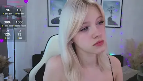 EdlaHewell stripchat stream image