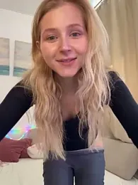 LunaRase stripchat stream image