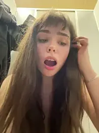 pantyless stripchat stream image