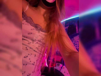 -Summer- bongacams stream image