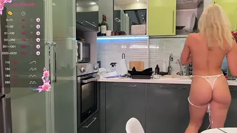 roselyn_rose stripchat stream image