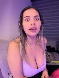 Alirawrz stripchat stream image