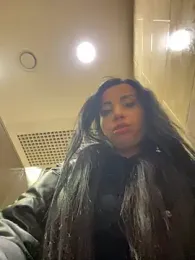 CrazzyChicks stripchat stream image