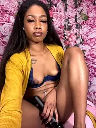mismialove stripchat stream image, 12.10.2025 05:30