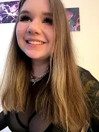 PumaShyXD stripchat stream image