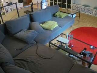 voyeurcam-julmodels-living-3 camsoda stream image