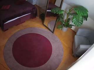 voyeurcam-julmodels-whitebed-5 camsoda stream image