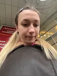 Lia__Love stripchat stream image