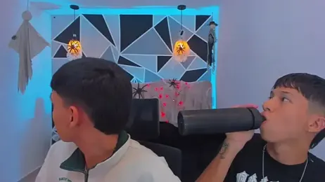 Juan_Nd_Steven stripchat stream image