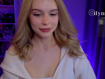 fymryn bongacams stream image