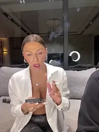 SexOnMyLvL stripchat stream image