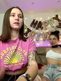 HotCaramellsTV stripchat stream image