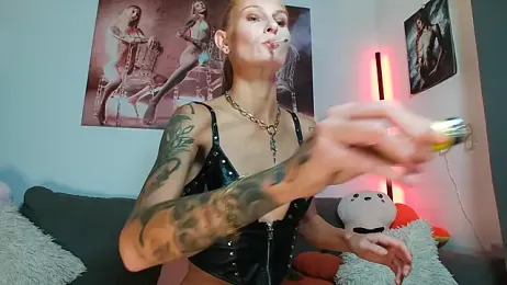 LessiaMia stripchat stream image