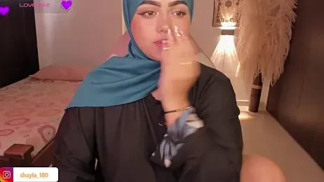 shayla_18 stripchat stream image