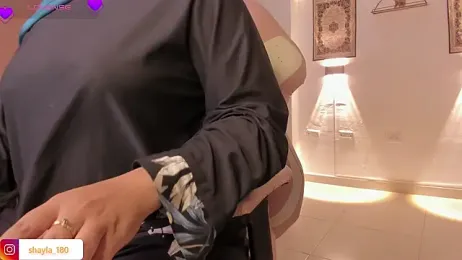 shayla_18 stripchat stream image