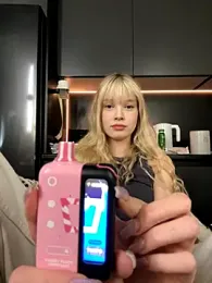 BellaSecrett stripchat stream image