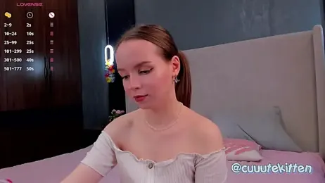 AlodiaHamblett stripchat stream image