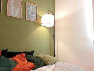 karlyee camsoda stream image