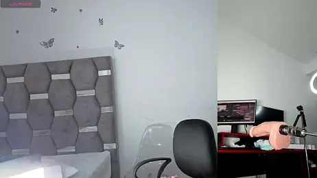 aurelialux stripchat stream image