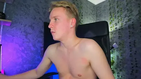 AlexxSweet stripchat stream image