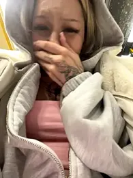 babydolll stripchat stream image