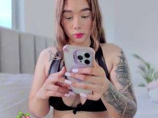 foxy-boobs camsoda stream image