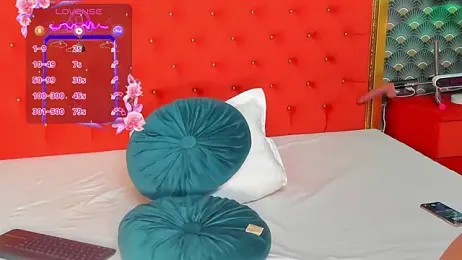 VallerieJones stripchat stream image