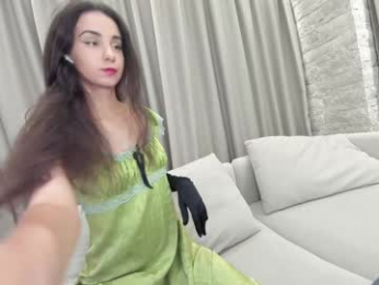 ehotlovea chaturbate stream image