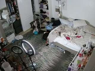 voyeurcam-hornyhostel-02 camsoda stream image