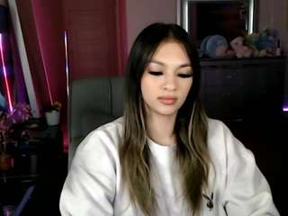 nilanibandz camsoda stream image