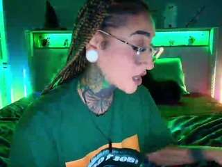 starryari69 camsoda stream image