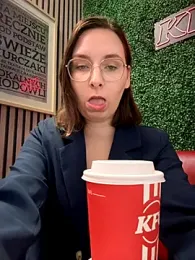 The_Snowwhitee stripchat stream image