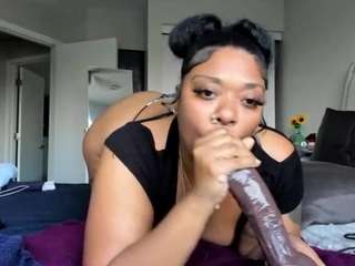 siennadivyne camsoda stream image