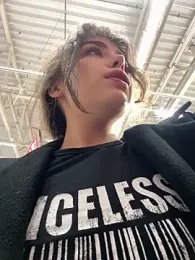 pantyless stripchat stream image