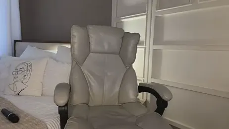 UrLillShy stripchat stream image