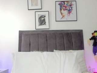 helen-moorex camsoda stream image