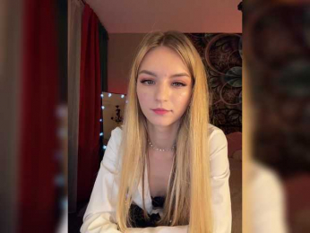 ilittleheart bongacams stream image