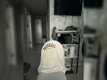 SweetyMia bongacams stream image