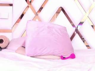 zafirahot camsoda stream image